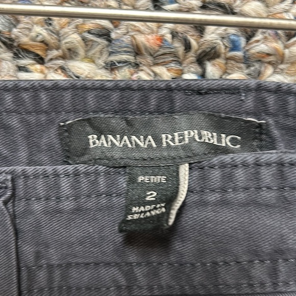 Banana Republic Black Barrel Jean - Size 2 petite - Picture 8 of 9